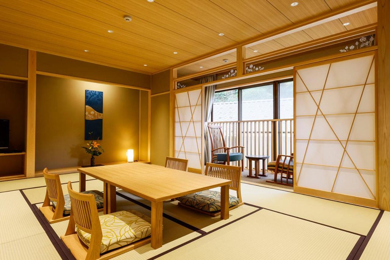 Yuraku Kinosaki Spa & Gardens Toyooka  Exterior photo