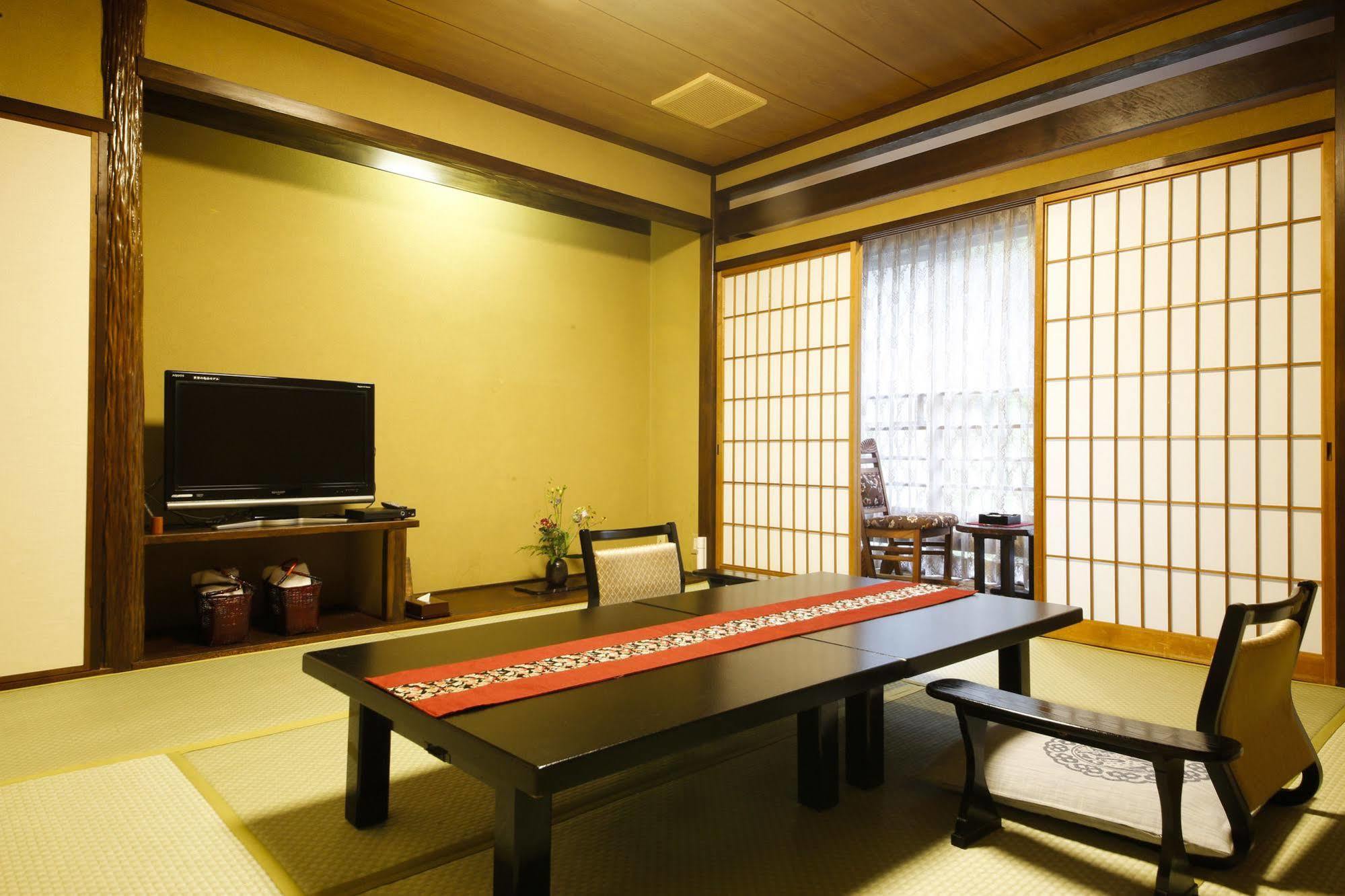 Yuraku Kinosaki Spa & Gardens Toyooka  Exterior photo